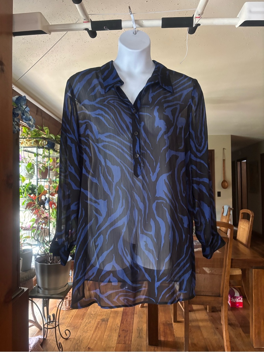 Susan Graver Blue and Black Zebra Sheer Button-Front Women’s Blouse Size XL